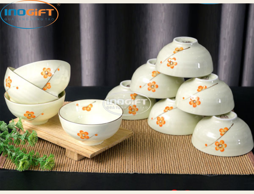 quà tặng 8-3 cho doanh nghiệp Bộ sản phẩm 10 chén Bát Tràng in hoa