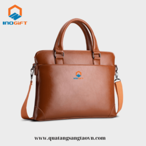 Cặp da tặng sĩ quan công an