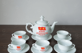 Ấm chén đại hội Đảng