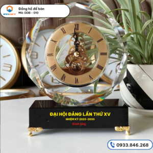 Đồng hồ pha lê để bàn tặng cán bộ đảng viên