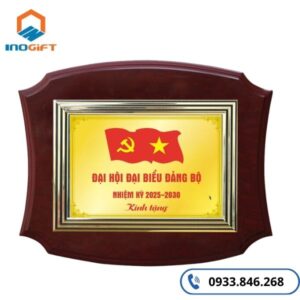 Bảng vinh danh tặng đại biểu đại hội Đảng