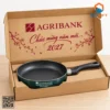 Chảo chống dính Agribank Chi nhánh Gò Công Đông trong hộp quà
